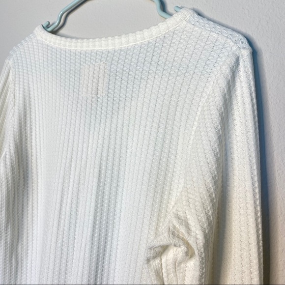 Chaser ivory waffleknit button cuff long sleeve - Picture 7 of 8